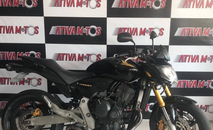 CB Hornet 600