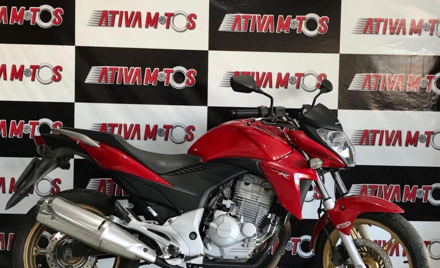CB 300