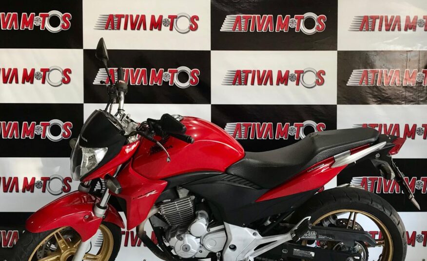 CB 300