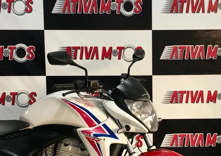 CB 300