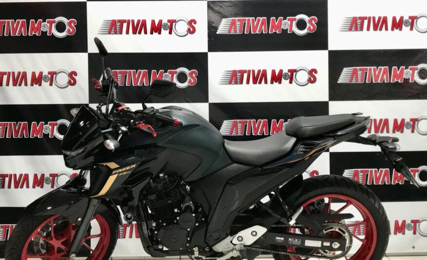 Fazer 250