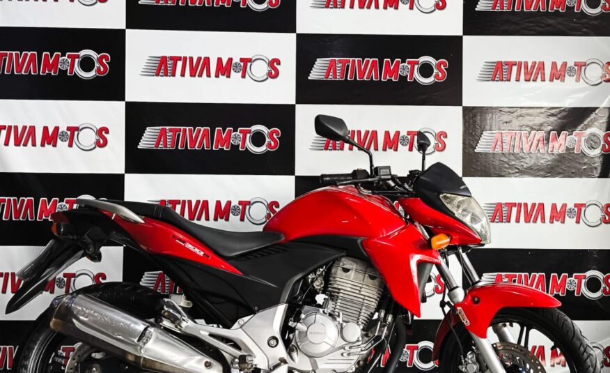 CB 300