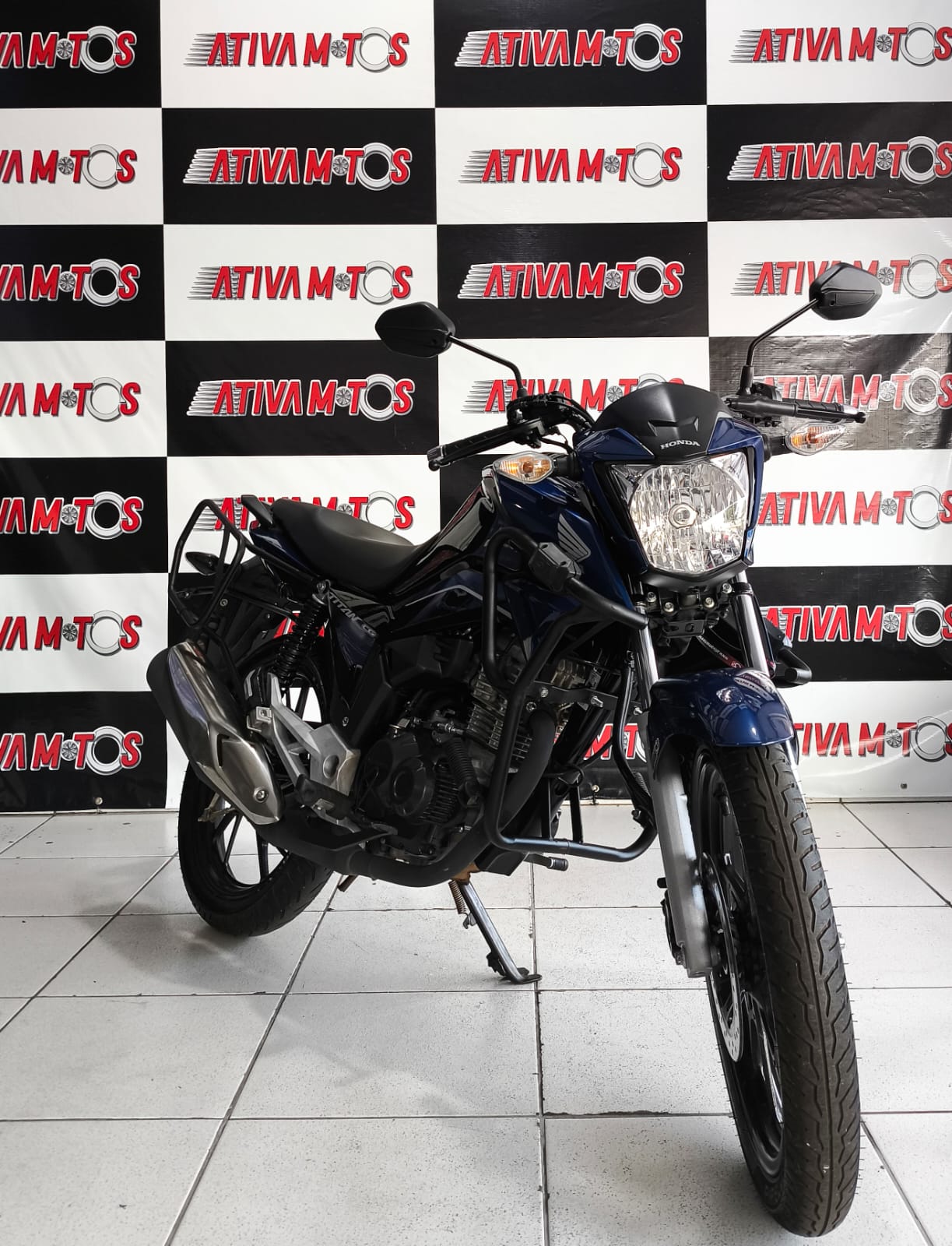 Titan 160