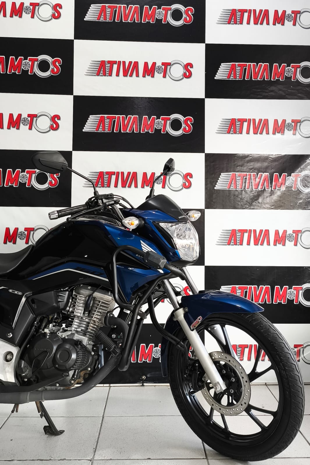 Titan 160