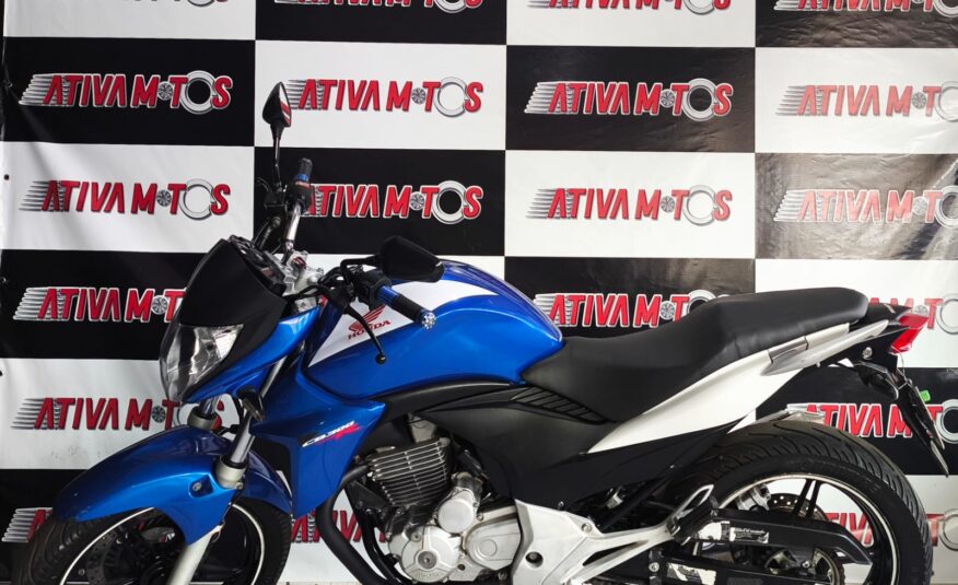 CB 300
