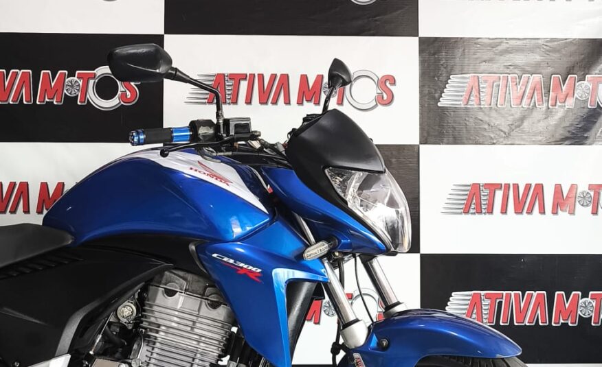 CB 300
