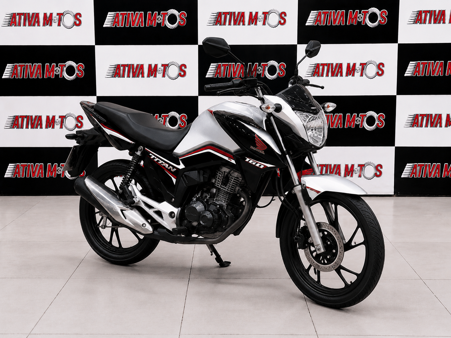 Titan 160