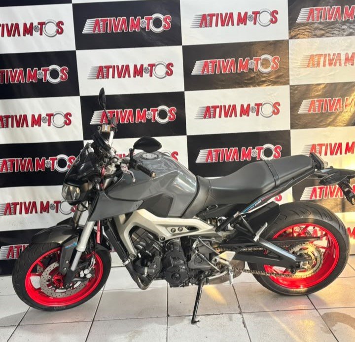 MT 09 850
