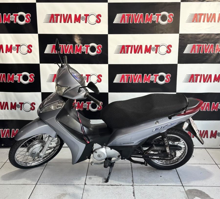 Biz 125 ES