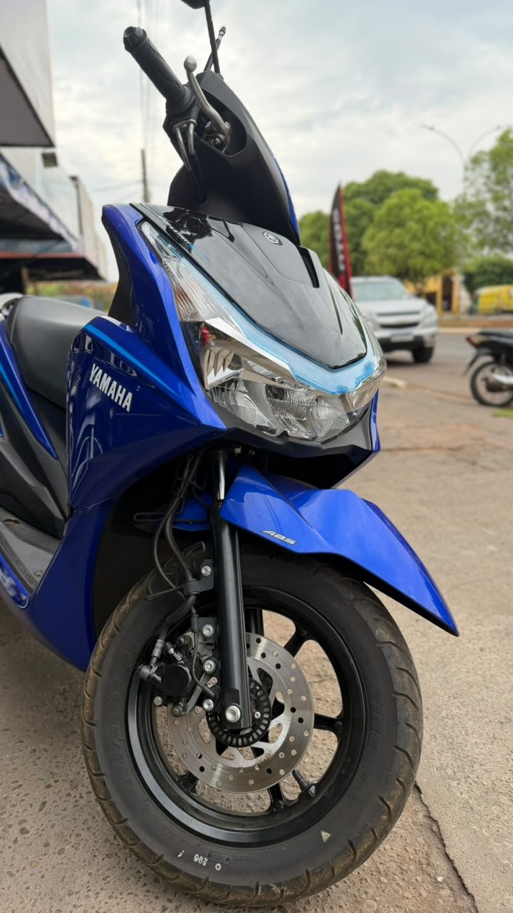 FLUO 125 CONNECTED